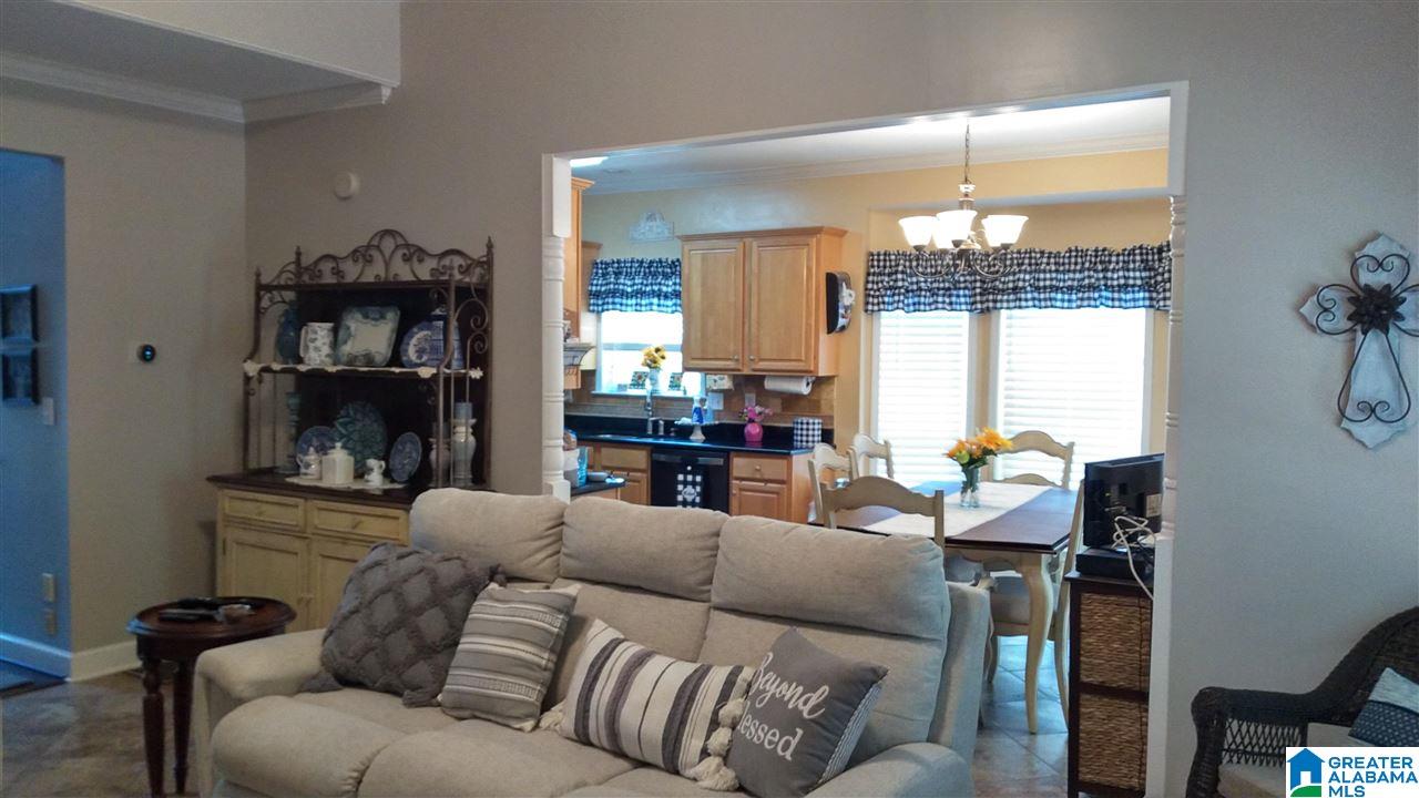 208 Kensington Lane Alabaster, AL 35007 - Photo 9 of 28