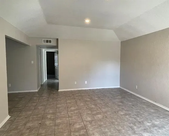 $325,000 | 6717 Loma Vista Drive, Fort Worth, TX 76133