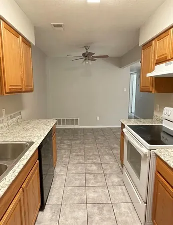 $325,000 | 6717 Loma Vista Drive, Fort Worth, TX 76133