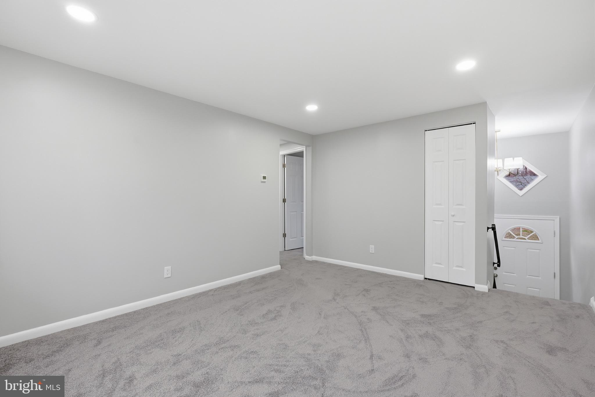 22 Raintree Drive New Castle, DE 19720 - Photo 14 of 29 a view of an empty room