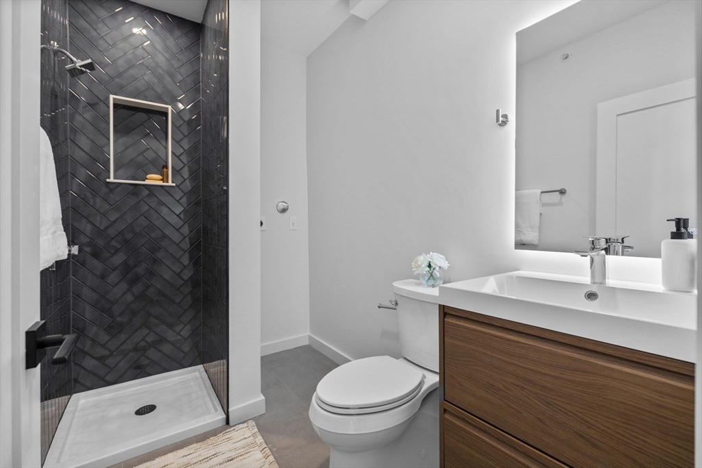 33 Kenberma Road, Unit 3 Boston, MA 02124 - Photo 20 of 26