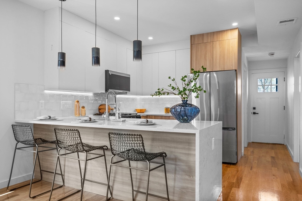 33 Kenberma Road, Unit 3 Boston, MA 02124 - Photo 5 of 26