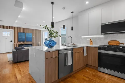 $629,900 | 33 Kenberma Road, Unit 3, Boston, MA 02124