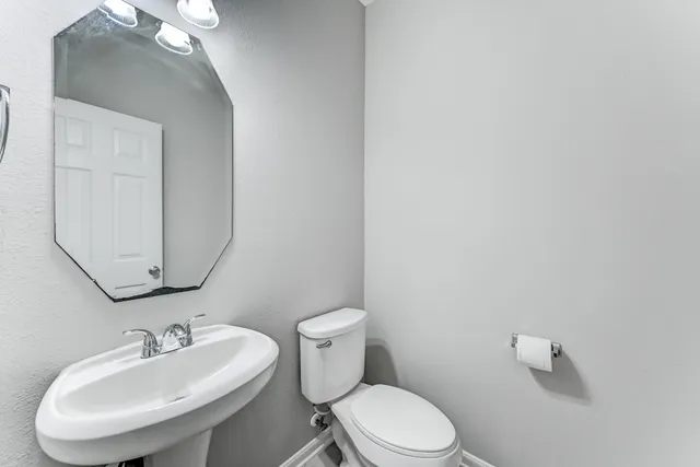 $289,900 | 4706 Mint Trail, Houston, TX 77066