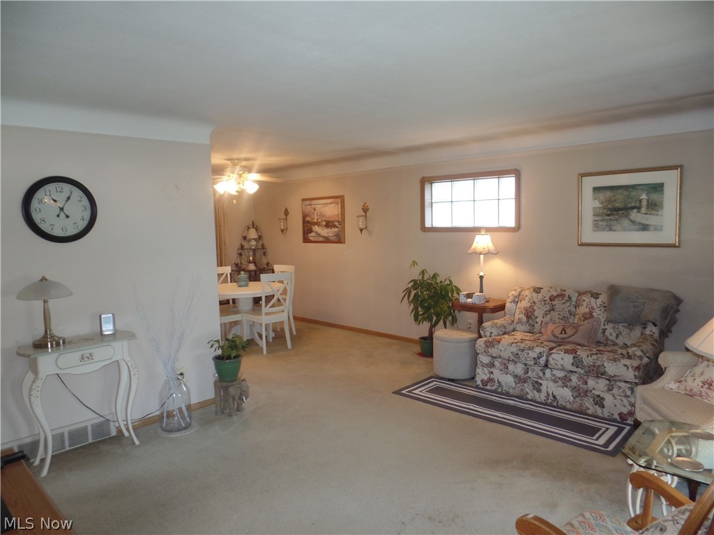 6773 Maplewood Road Parma Heights, OH 44130 - Photo 3 of 26