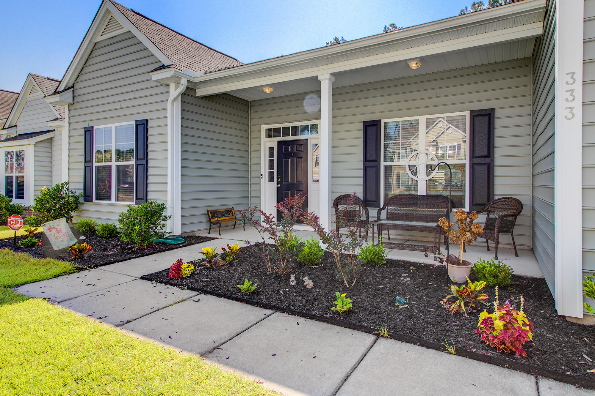 333 Decatur Drive Summerville, SC 29486 - Photo 5 of 35 5