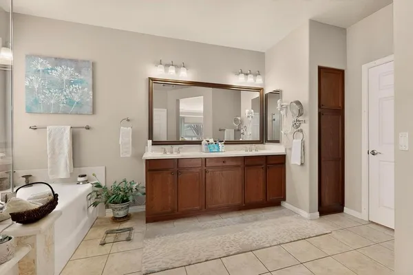 $615,000 | 11005 La Jolla Way, Denton, TX 76207