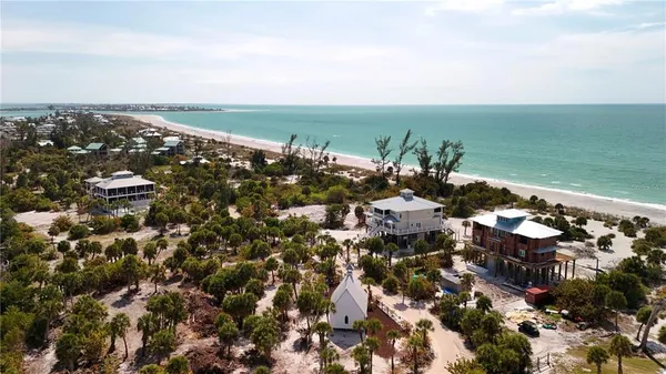 a view of a lake from a yard