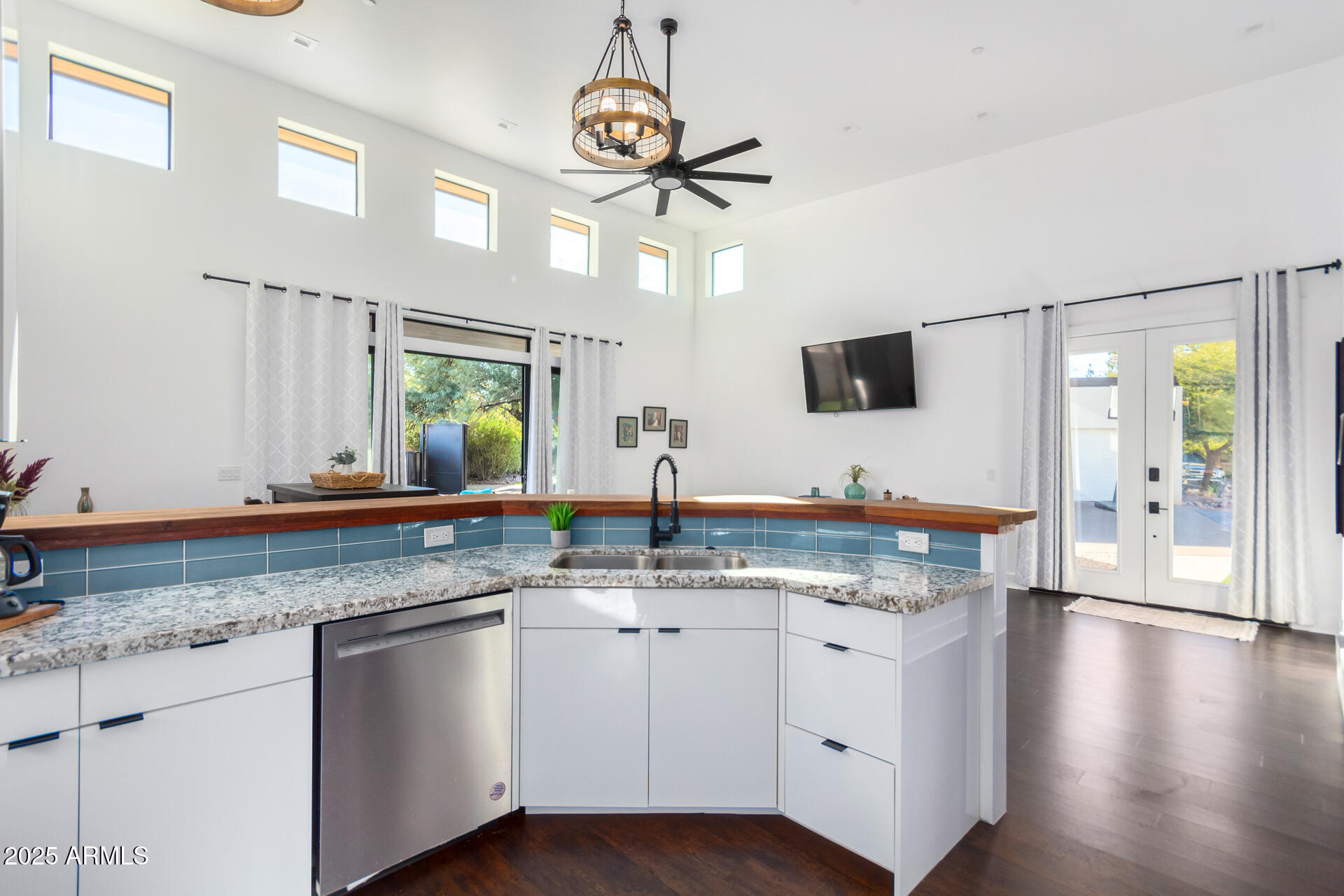 8325 East Wethersfield Road Scottsdale, AZ 85260 - Photo 12 of 38 12 - Wethersfield