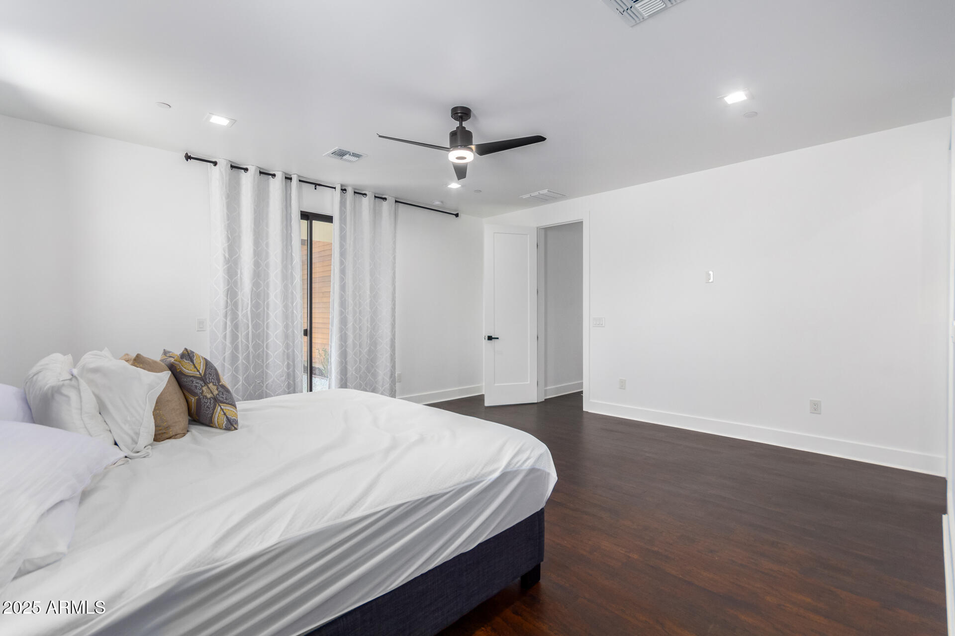 8325 East Wethersfield Road Scottsdale, AZ 85260 - Photo 14 of 38 14 - Wethersfield