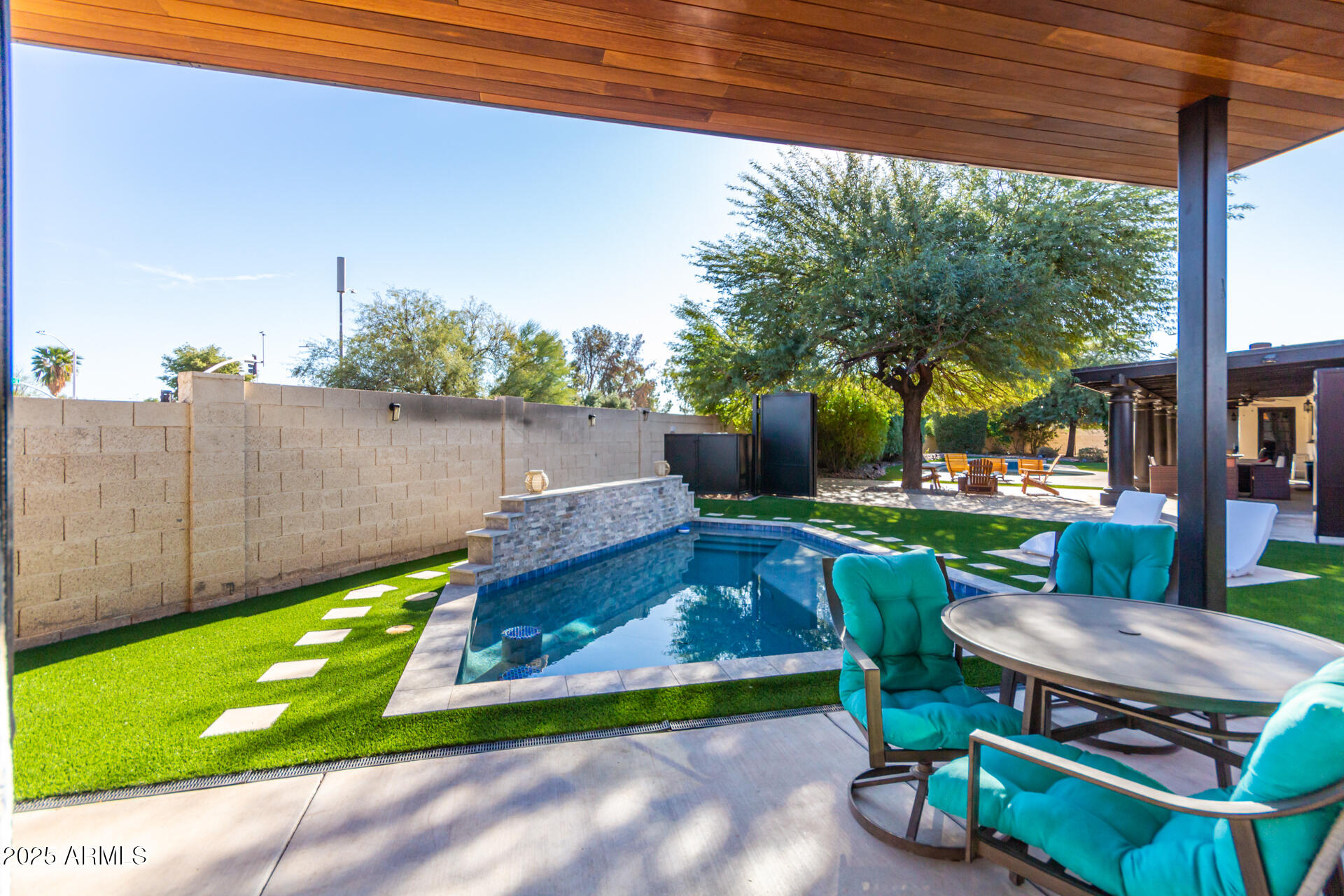 8325 East Wethersfield Road Scottsdale, AZ 85260 - Photo 2 of 38 40 - Wethersfield