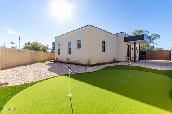 $4,800 | 8325 East Wethersfield Road, Scottsdale, AZ 85260