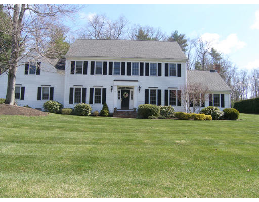81 Farrar Farm Road Norwell, MA 02061 - Photo 1 of 14 Gallery Image 1