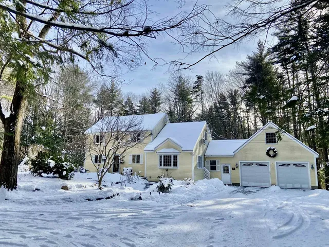 $799,900 | 6 Crank Road, Hampton Falls, NH 03844