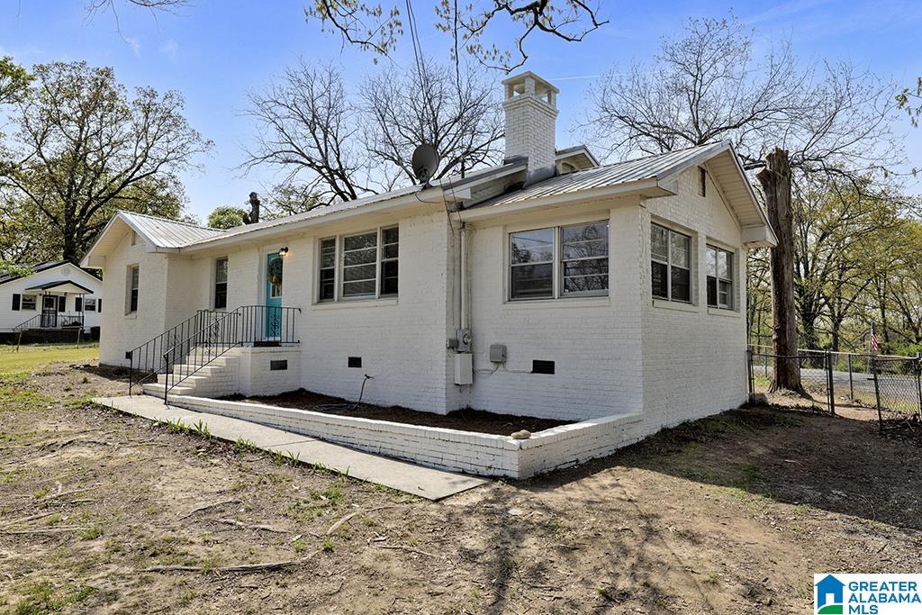 5534 Saks Road Anniston, AL 36206 - Photo 3 of 44