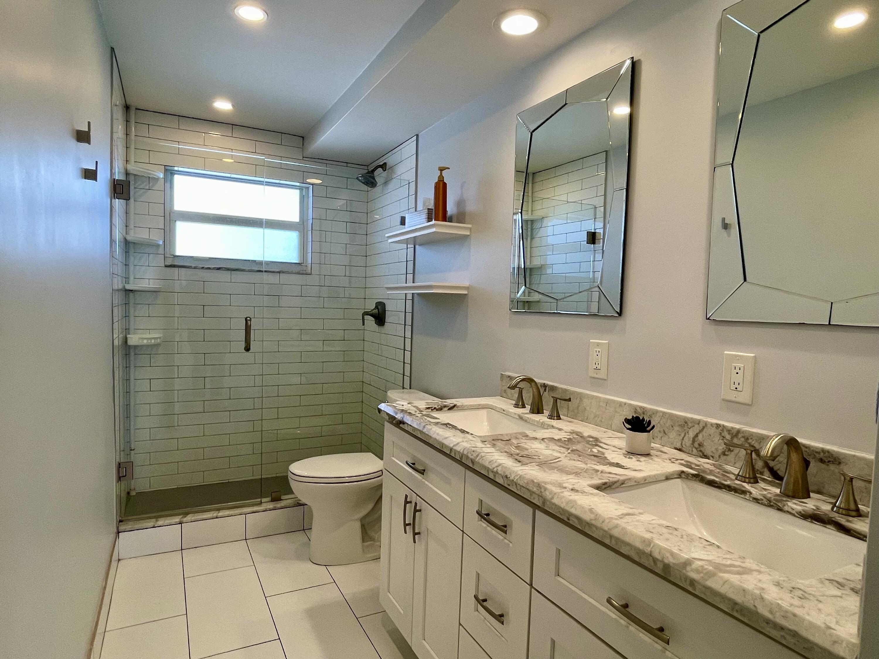 310 South Ocean Boulevard, Unit 305 Boca Raton, FL 33432 - Photo 20 of 25 IMG_1571