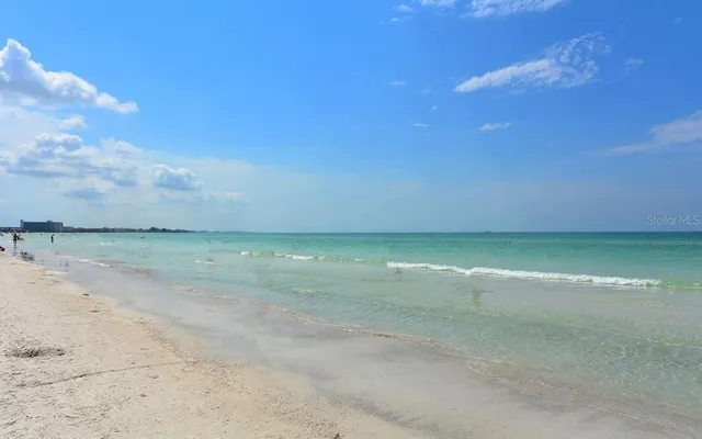 $2,400 | 163 Pennsylvania Avenue, Osprey, FL 34229