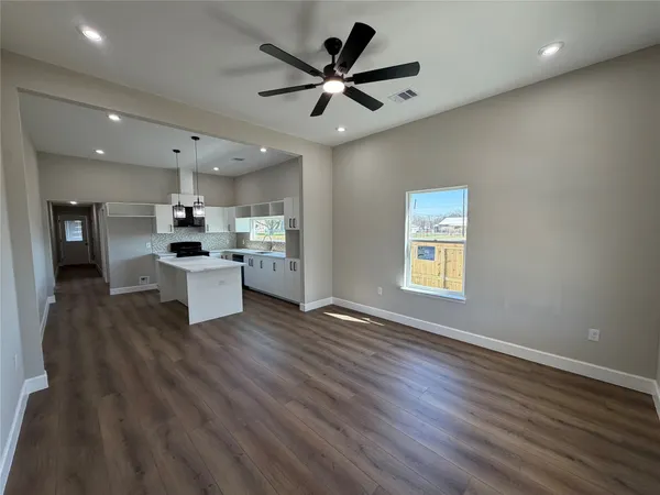 $1,850 | 1610 George Avenue, Richmond, TX 77469