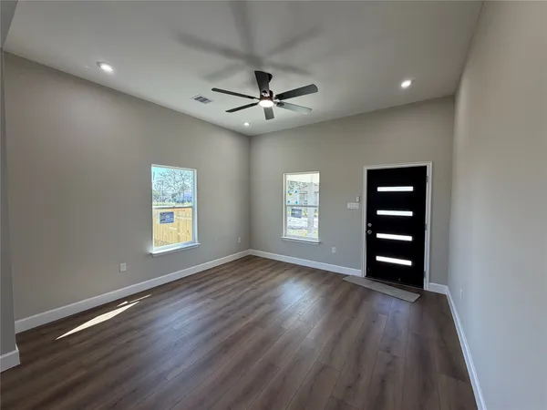 $1,850 | 1610 George Avenue, Richmond, TX 77469
