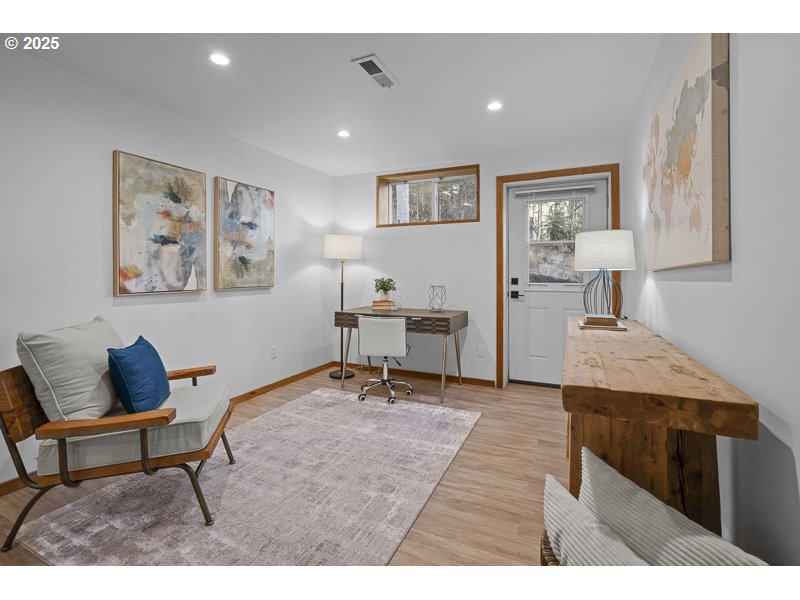 26907 Northwest Sulphur Springs Road Corvallis, OR 97330 - Photo 16 of 24 Gallery Image 16