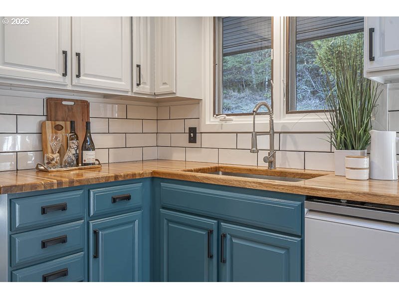 26907 Northwest Sulphur Springs Road Corvallis, OR 97330 - Photo 7 of 24 Gallery Image 7