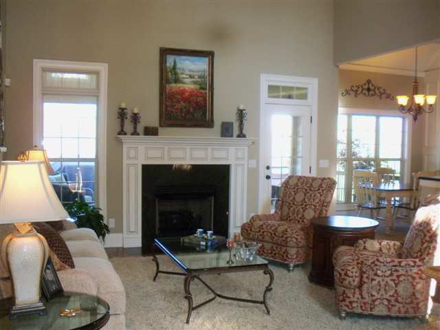 504 New Tarleton Way Greer, SC 29650 - Photo 4 of 25 Gallery Image 4
