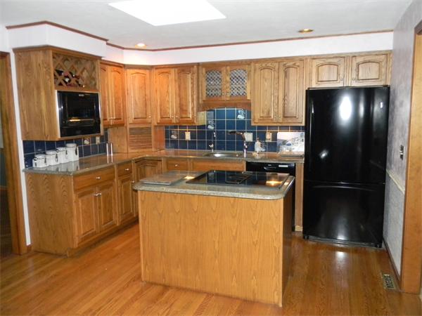 20 Old Powder House Road Lakeville, MA 02347 - Photo 5 of 13 Gallery Image 5