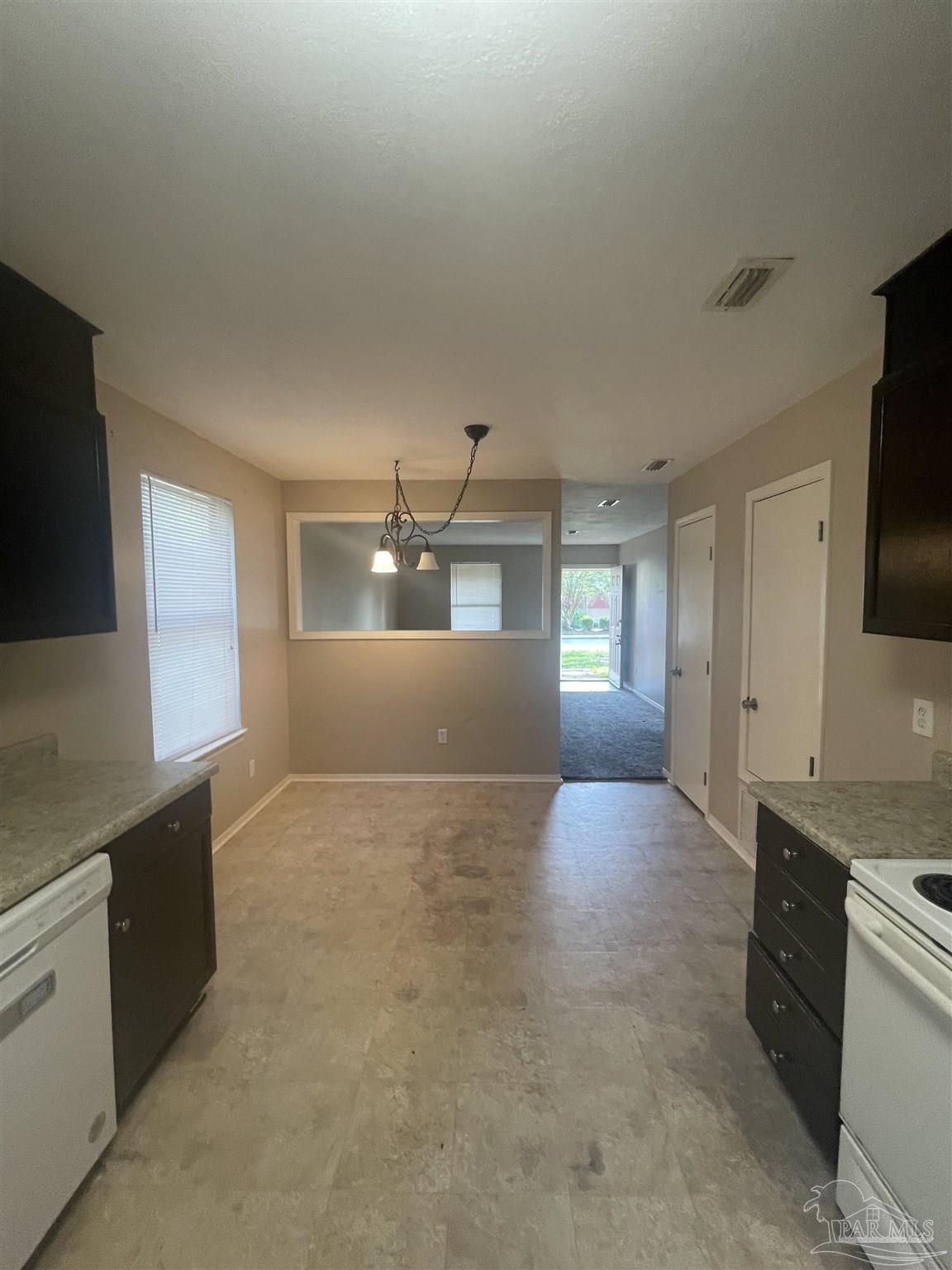 10047 Hillview Road Pensacola, FL 32514 - Photo 5 of 7 Gallery Image 5