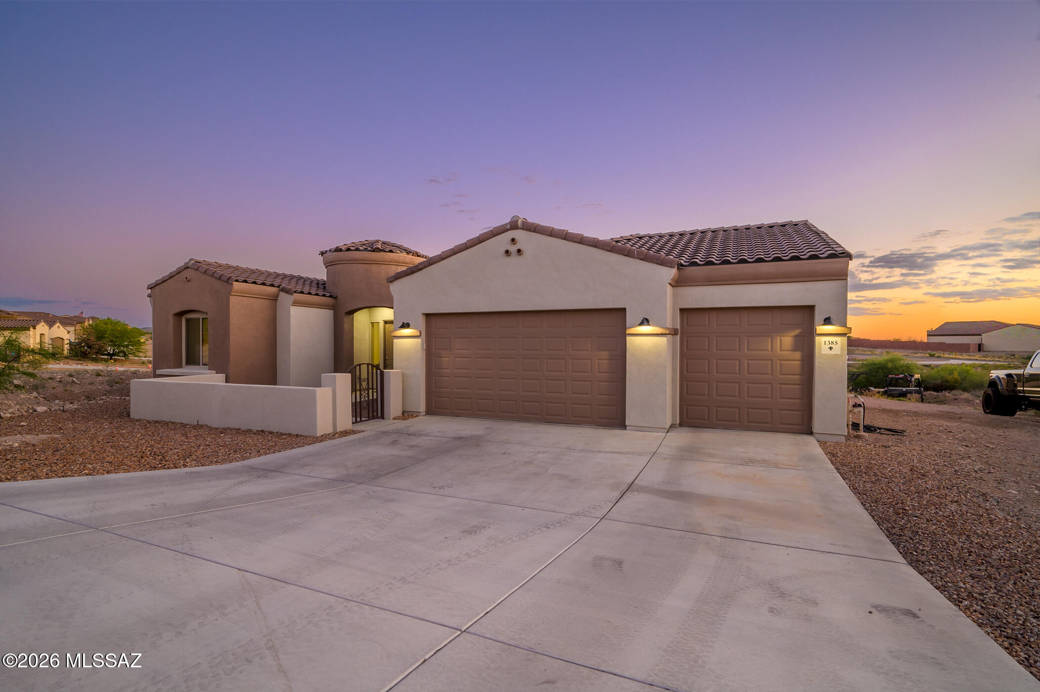 1385 North Blazing Saddle Road Vail, AZ 85641 - Photo 4 of 40