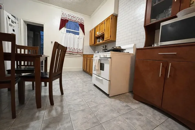 $929,000 | 811 24th Street, Union City, NJ 07087