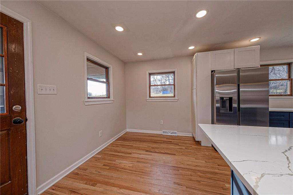 204 Marburger Road Evans City, PA 16033 - Photo 9 of 30