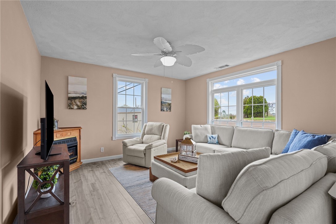 1122 Point Judith Road Narragansett, RI 02882 - Photo 12 of 34 Gallery Image 12