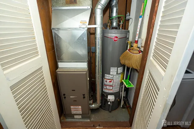 a view of living room with a washer and dryer