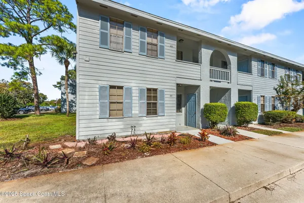 $1,350 | 1725 Harrison Street, Unit 121, Titusville, FL 32780