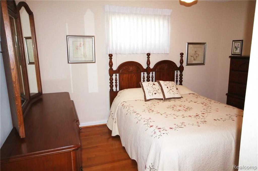 1533 East Melton Road Birmingham, MI 48009 - Photo 20 of 30