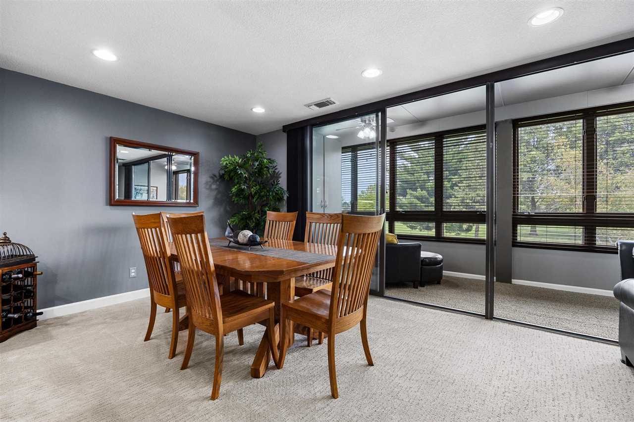 820 Club House Road, Unit 2E North Liberty, IA 52317 - Photo 14 of 32 Gallery Image 14