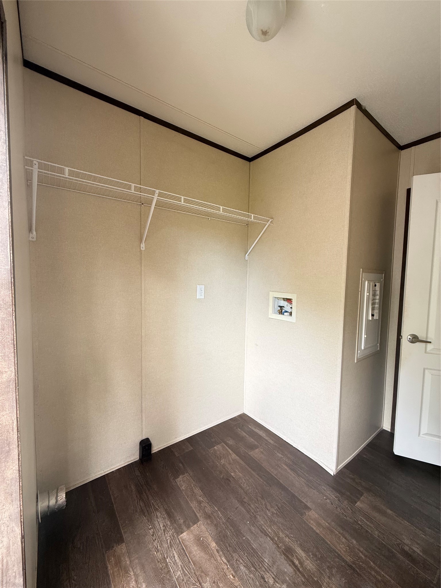 106 North 3rd Street Highlands, TX 77562 - Photo 12 of 13 Laundry area