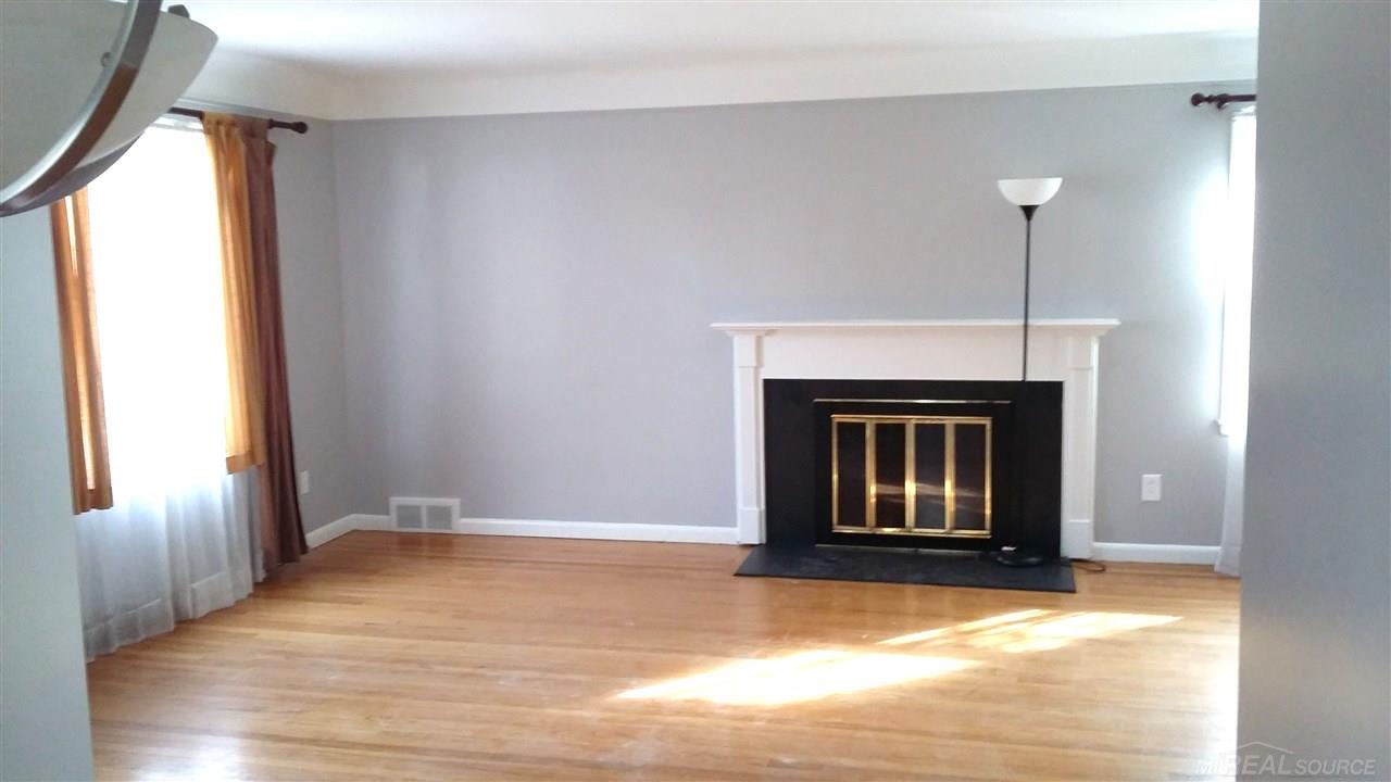2057 Wiltshire Road Berkley, MI 48072 - Photo 11 of 36