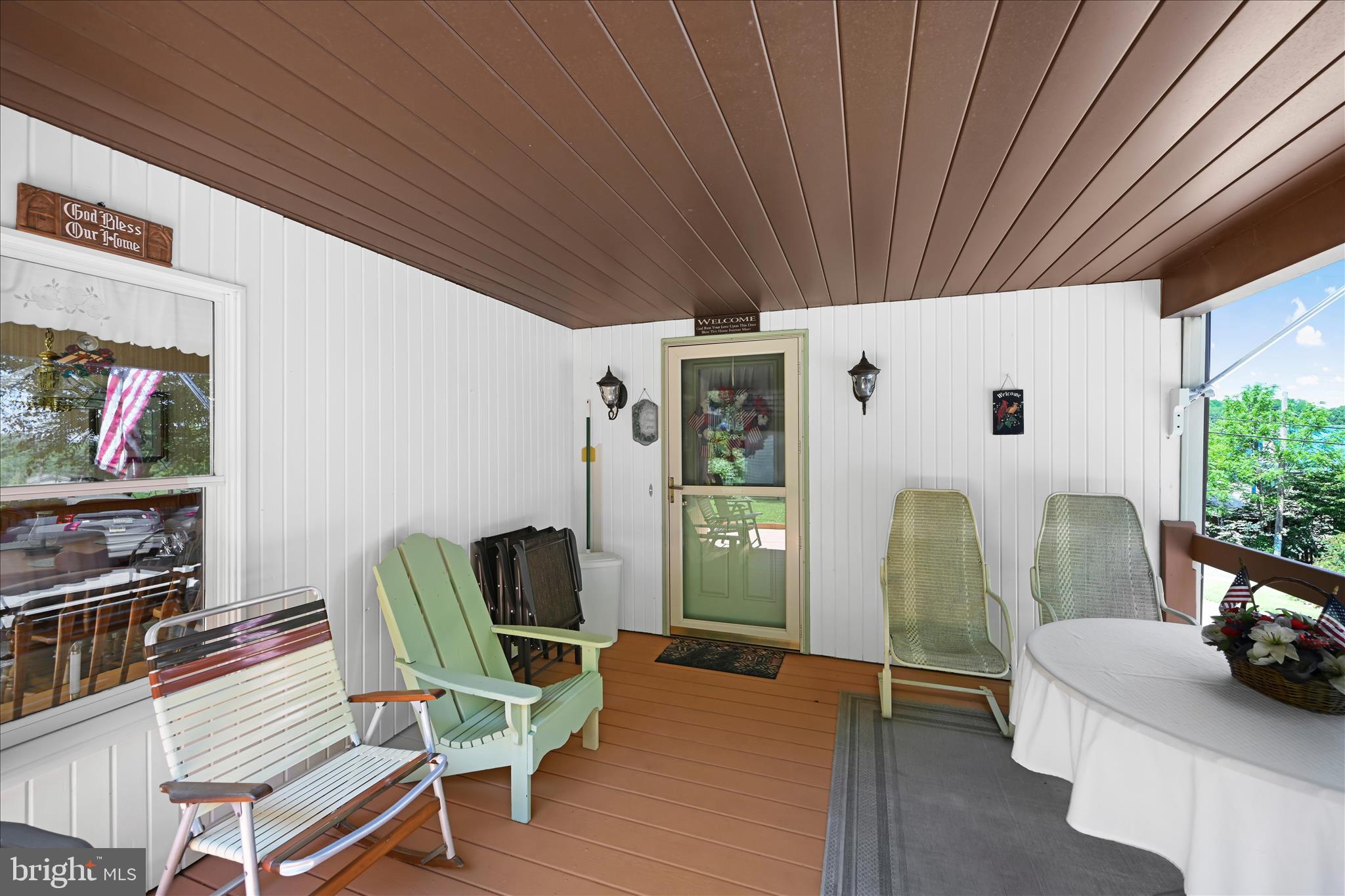 990 Mt Wilson Road Lebanon, PA 17042 - Photo 36 of 42 Back Patio