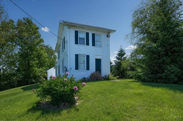 $425,000 | 2201 Hamilton Middletown Road, Hamilton, OH 45011