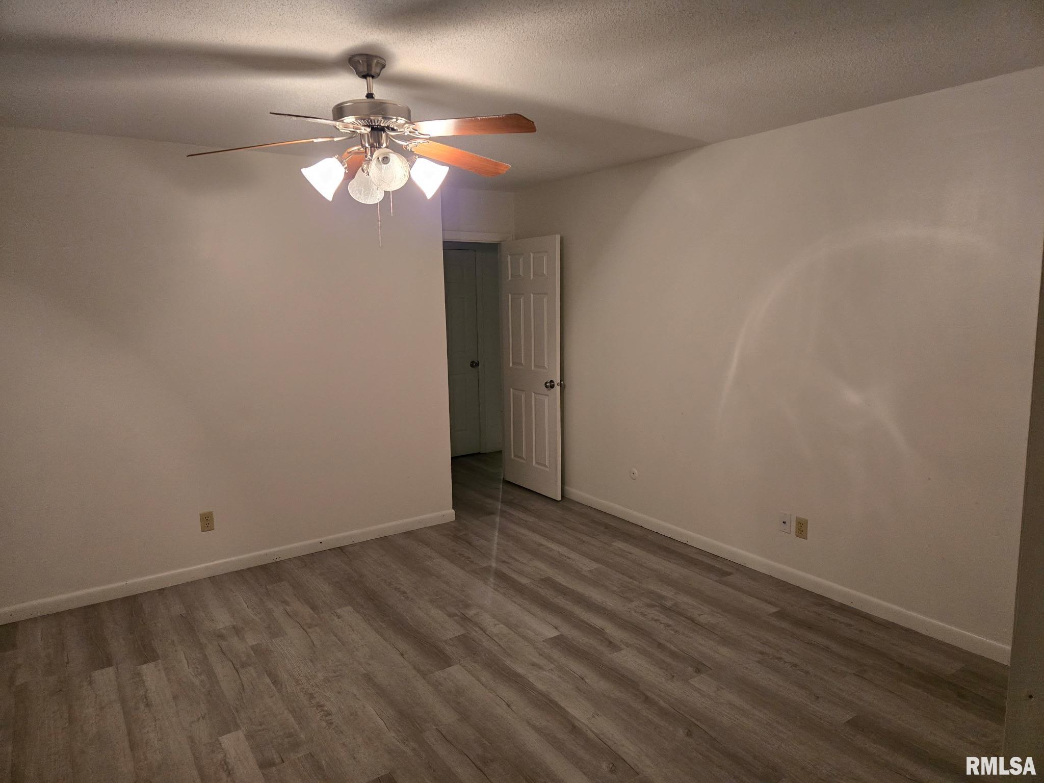 1133-1135 Interlacken Road Springfield, IL 62704 - Photo 14 of 17 Gallery Image 14
