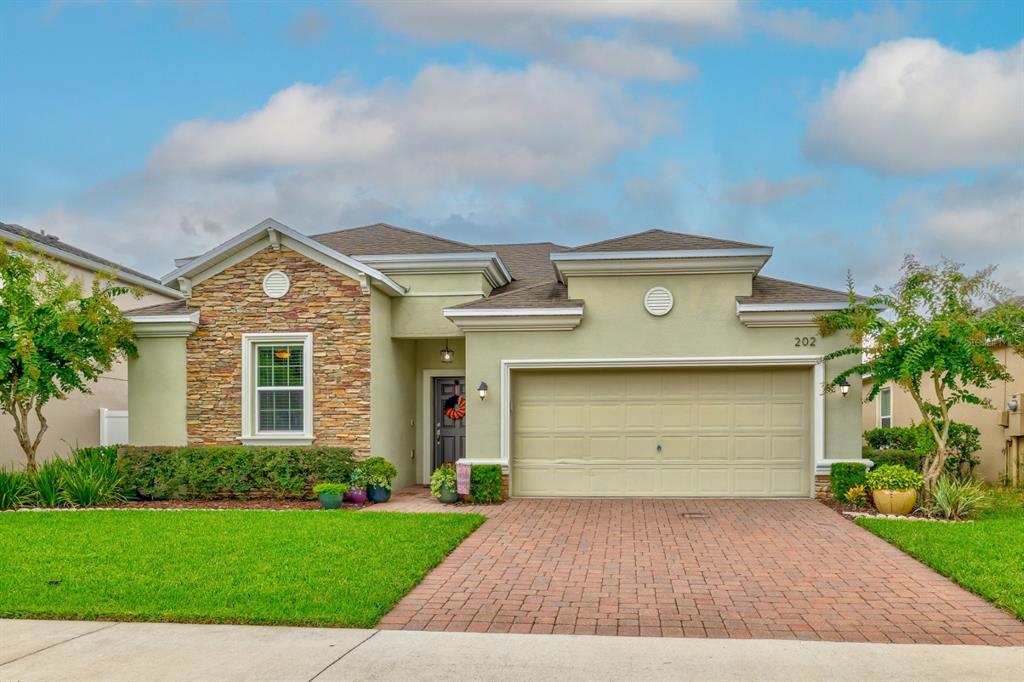 202 West Fiesta Key Loop DeLand, FL 32720 - Photo 1 of 1
