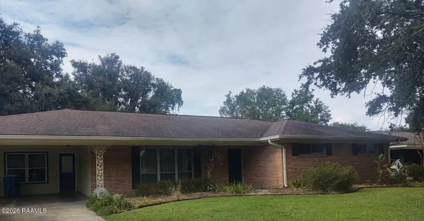 $1,800 | 108 Billeaud Lane, Lafayette, LA 70506