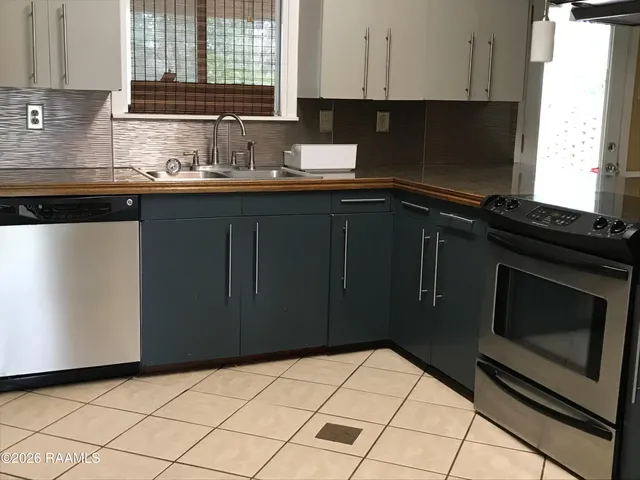 $1,800 | 108 Billeaud Lane, Lafayette, LA 70506