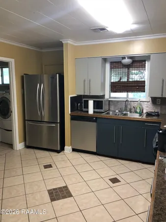 $1,800 | 108 Billeaud Lane, Lafayette, LA 70506