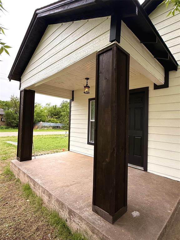 610 5th Street Hawley, TX 79525 - Photo 19 of 19 a view of front door and yard