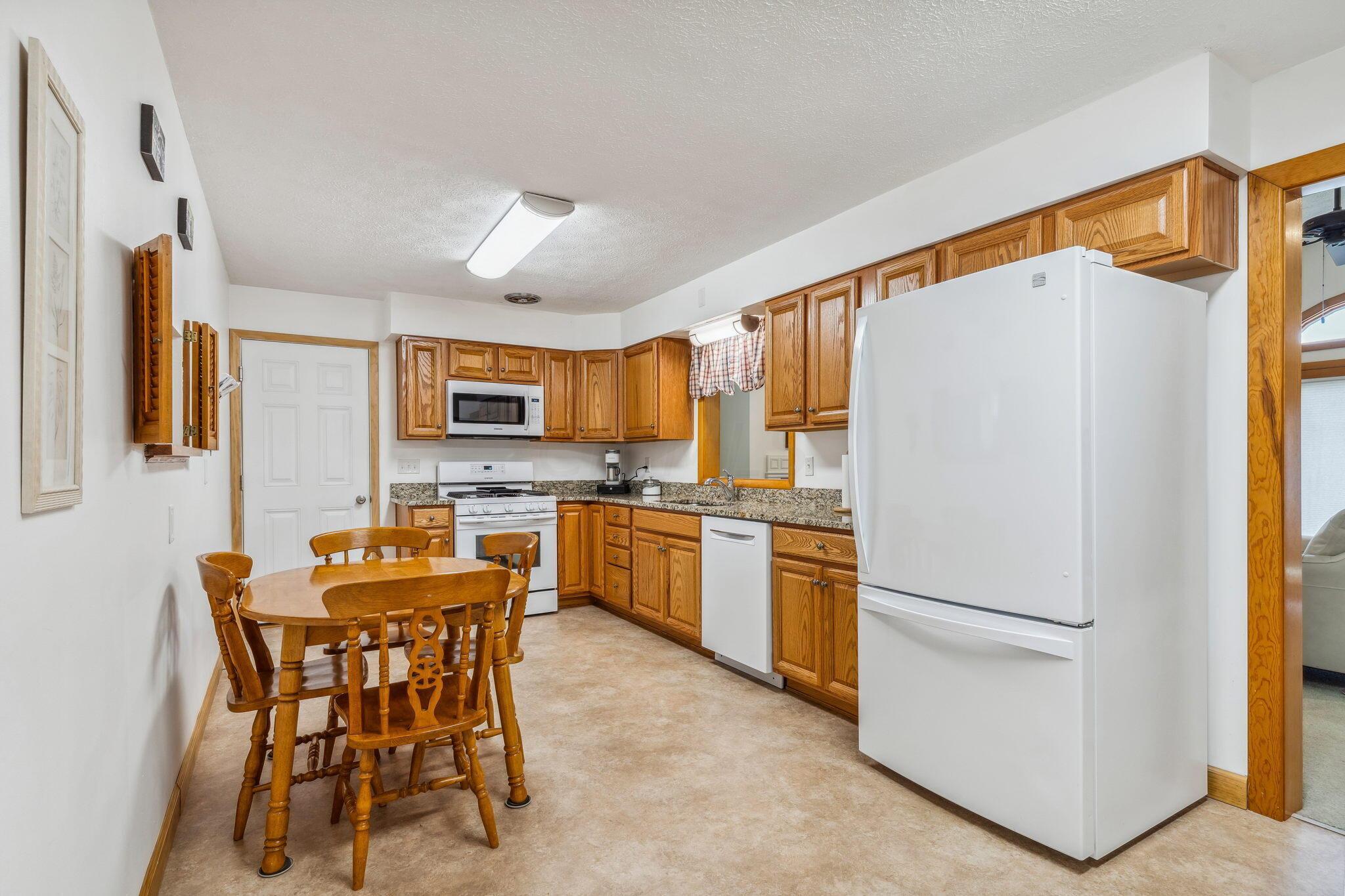 230 Pole Lane Road Marion, OH 43302 - Photo 20 of 39 50-web-or-mls-NHMG0000-07298