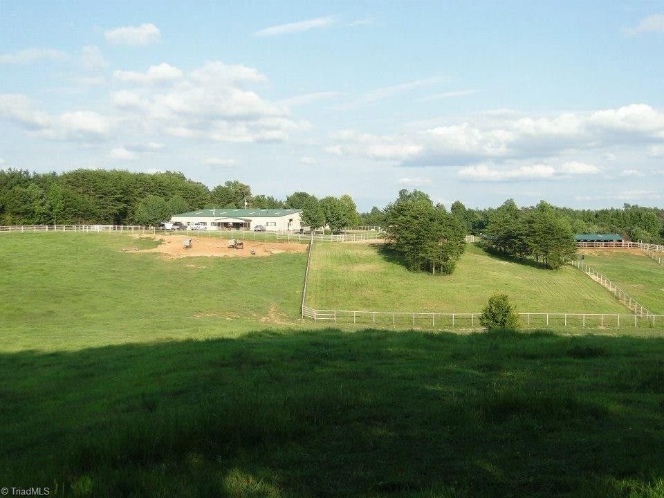 1450 East Old Phillips Road Pinnacle, NC 27043 - Photo 4 of 5