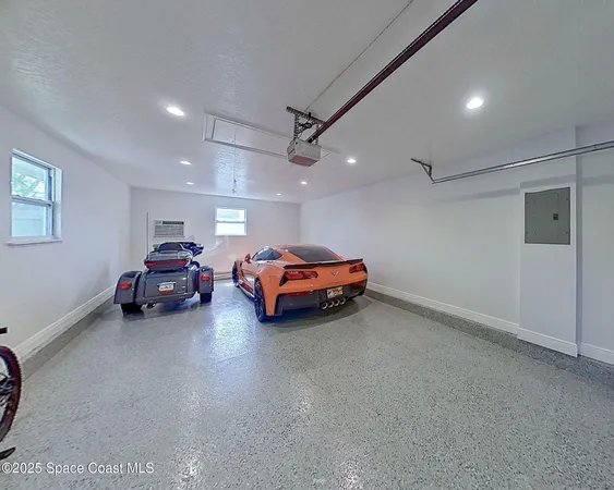 $989,000 | 2100 Vernon Place, Melbourne, FL 32901