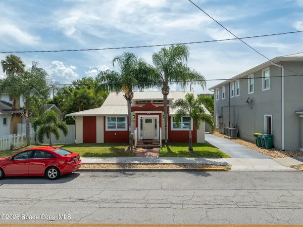 $989,000 | 2100 Vernon Place, Melbourne, FL 32901